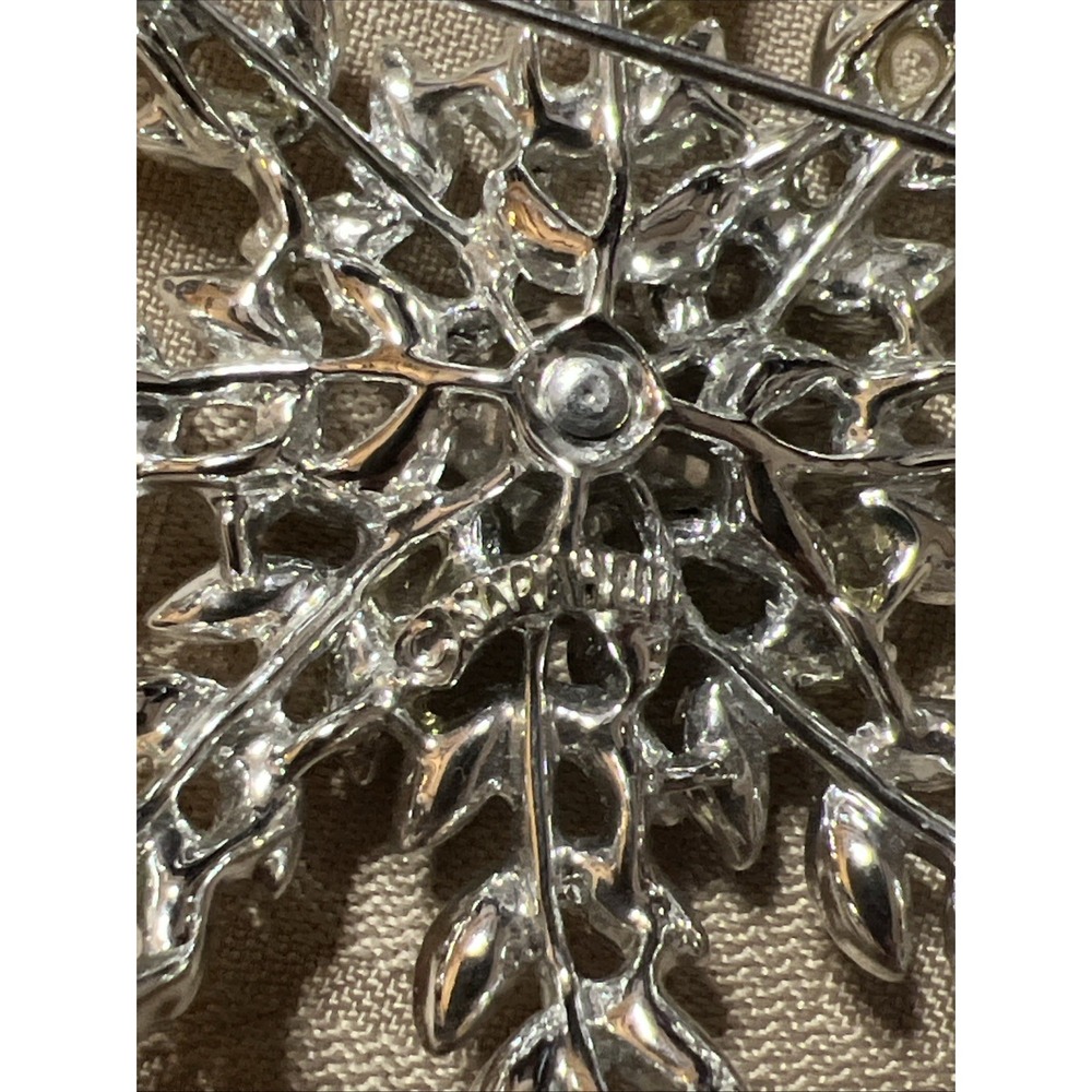 Sarah Coventry Evening Snowflake Large Smokey Rhinestone Brooch Pin 812 VTG - Picture 4 of 11